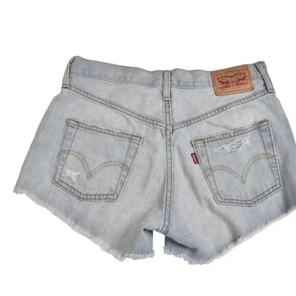 Levis 501 Jean Shorts Distressed Raw Hem Light Wash Mid Rise Size 25 - Picture 3 of 4